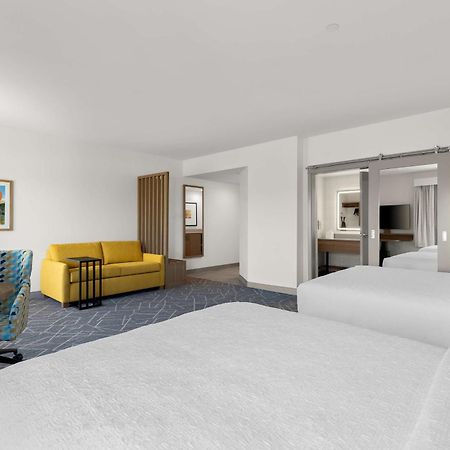 Hampton Inn & Suites Corona, Ca Екстериор снимка