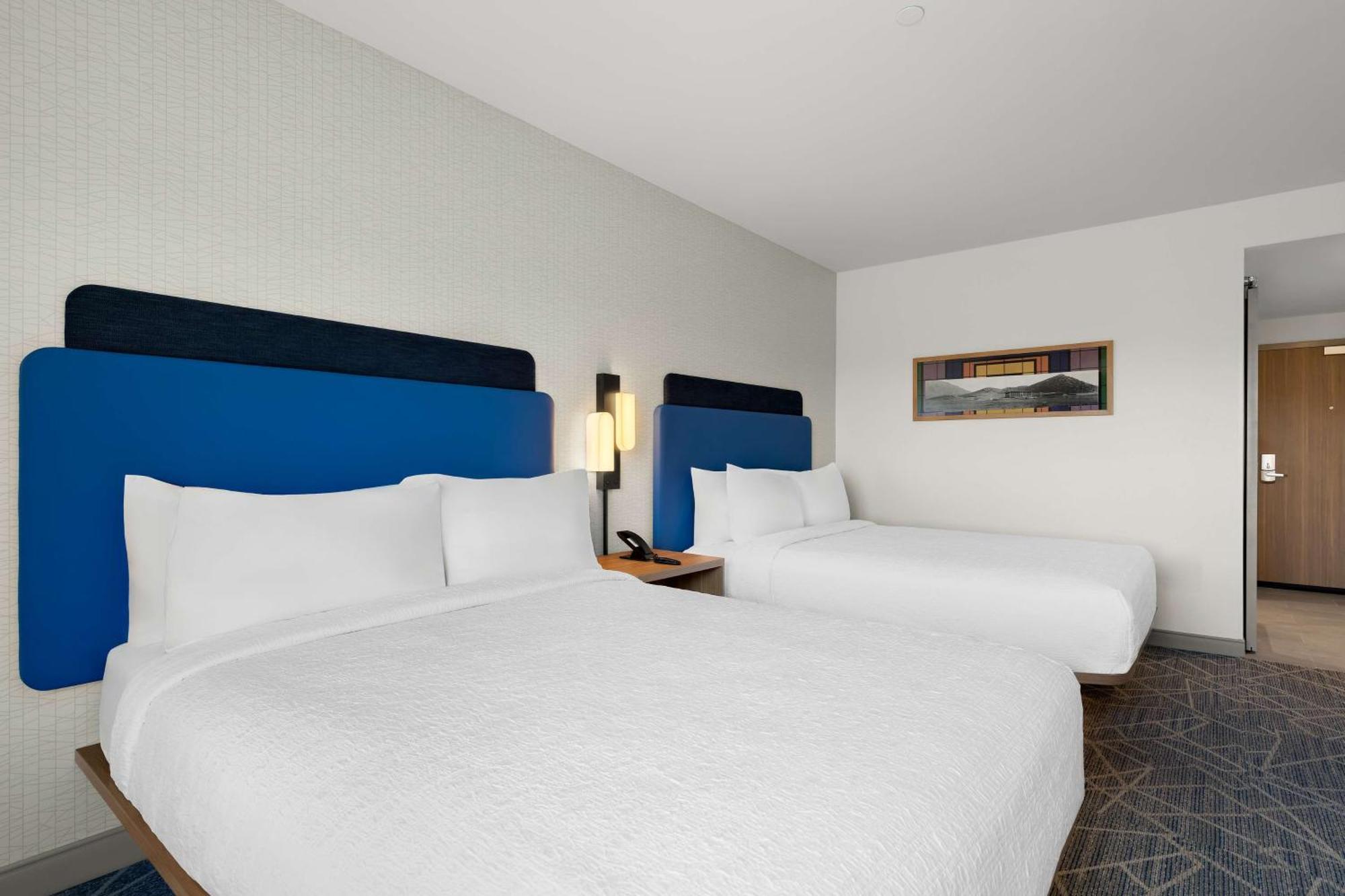 Hampton Inn & Suites Corona, Ca Екстериор снимка