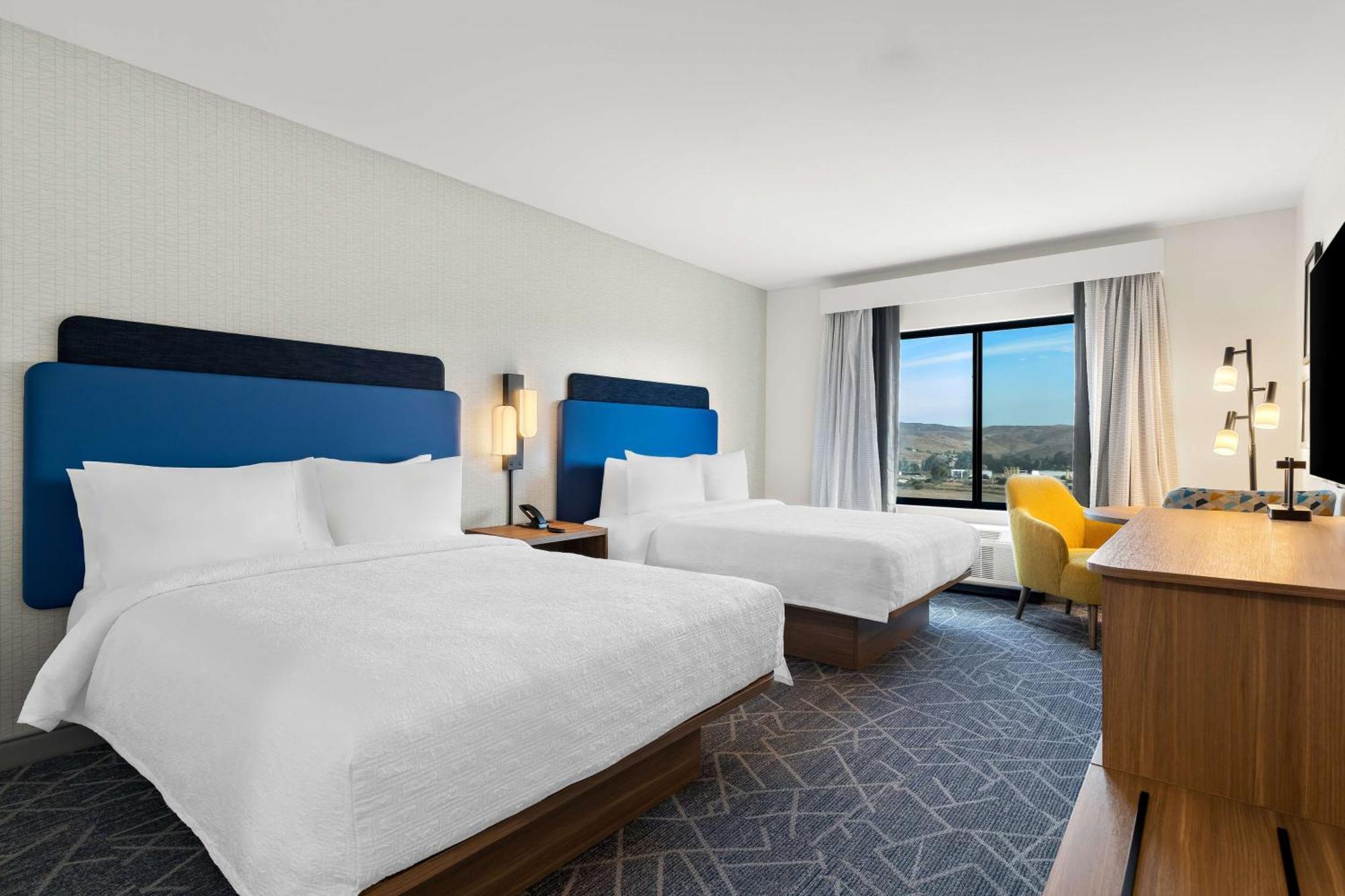 Hampton Inn & Suites Corona, Ca Екстериор снимка