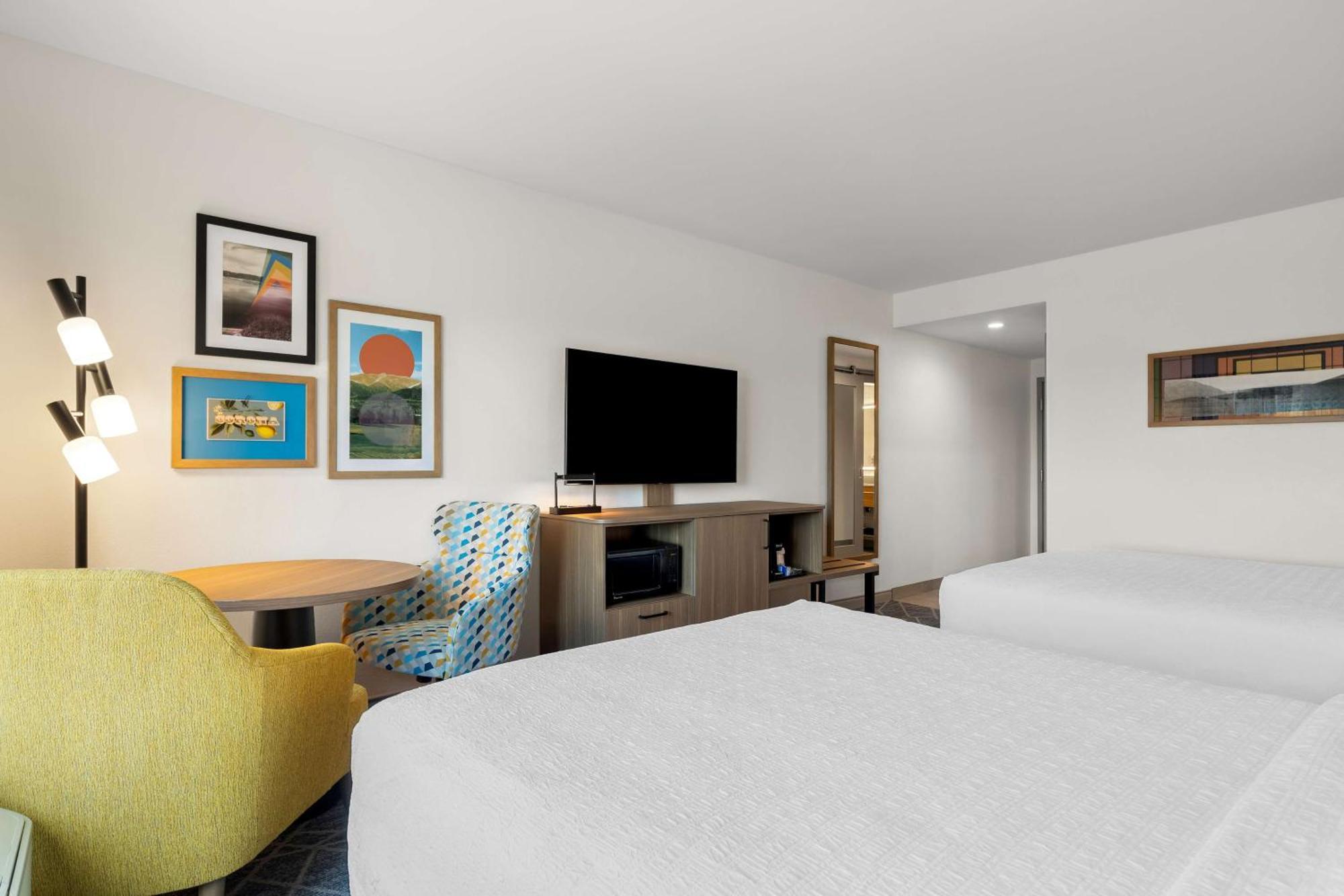 Hampton Inn & Suites Corona, Ca Екстериор снимка