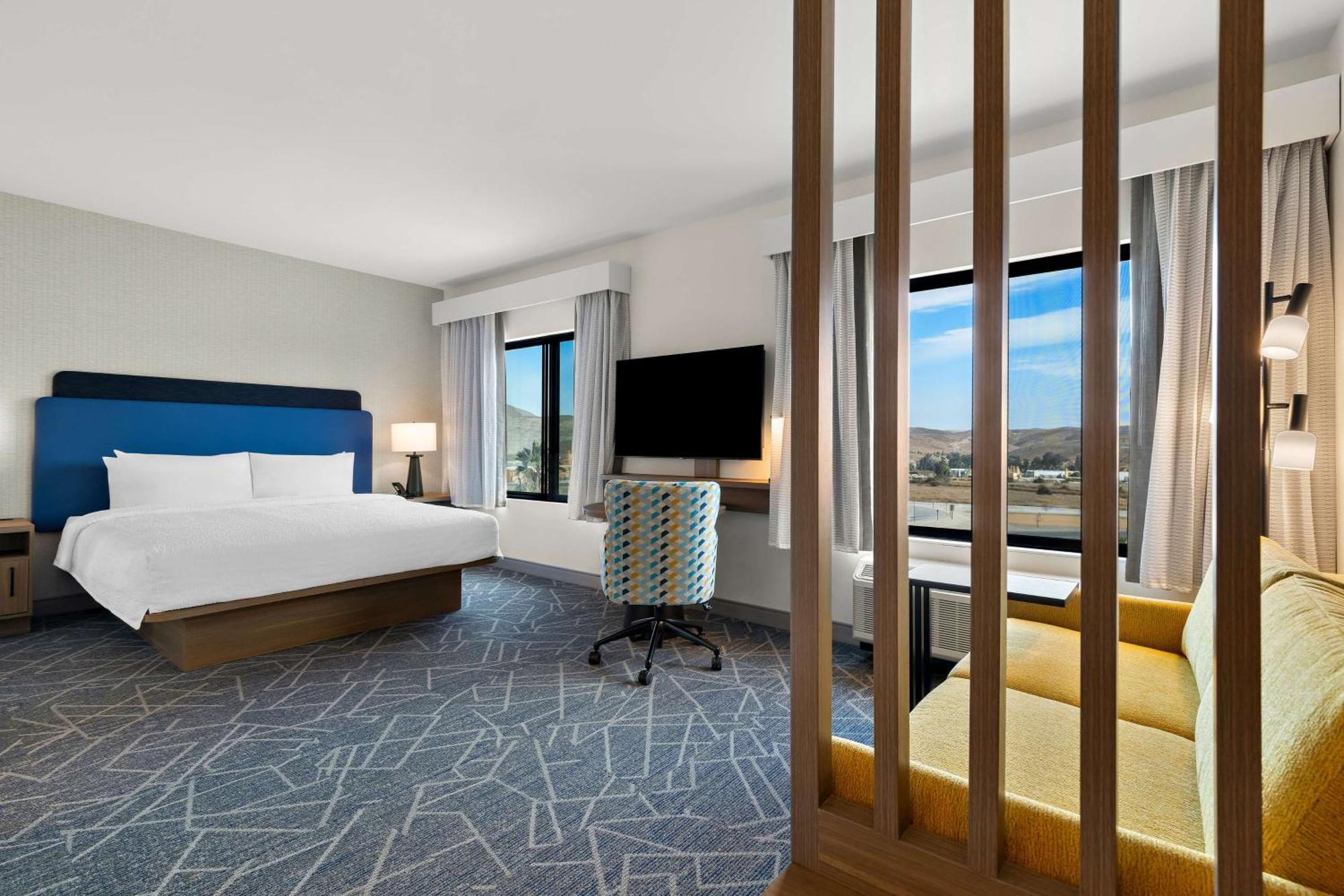 Hampton Inn & Suites Corona, Ca Екстериор снимка