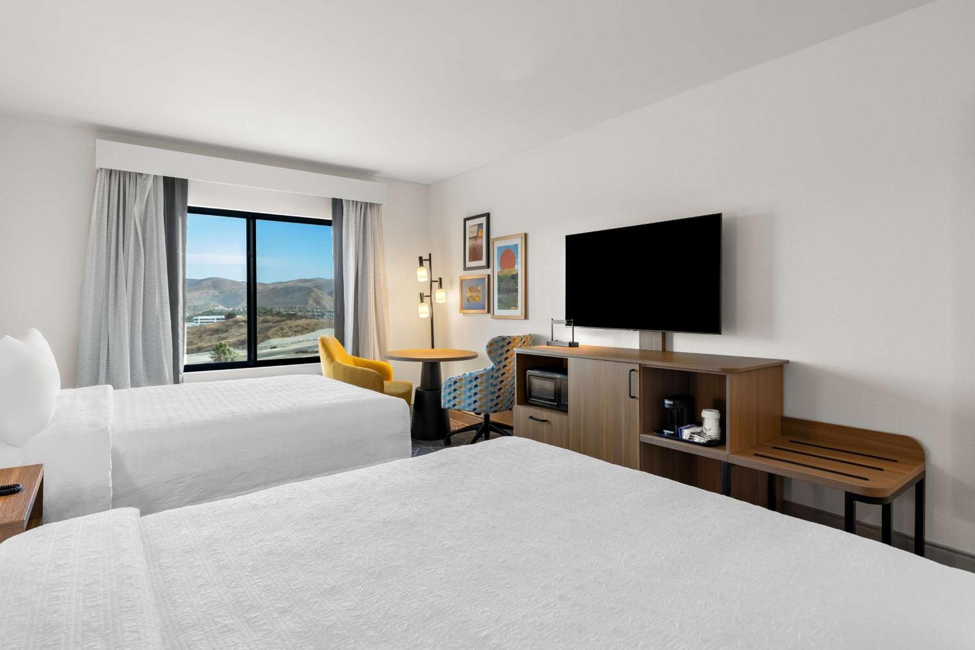 Hampton Inn & Suites Corona, Ca Екстериор снимка
