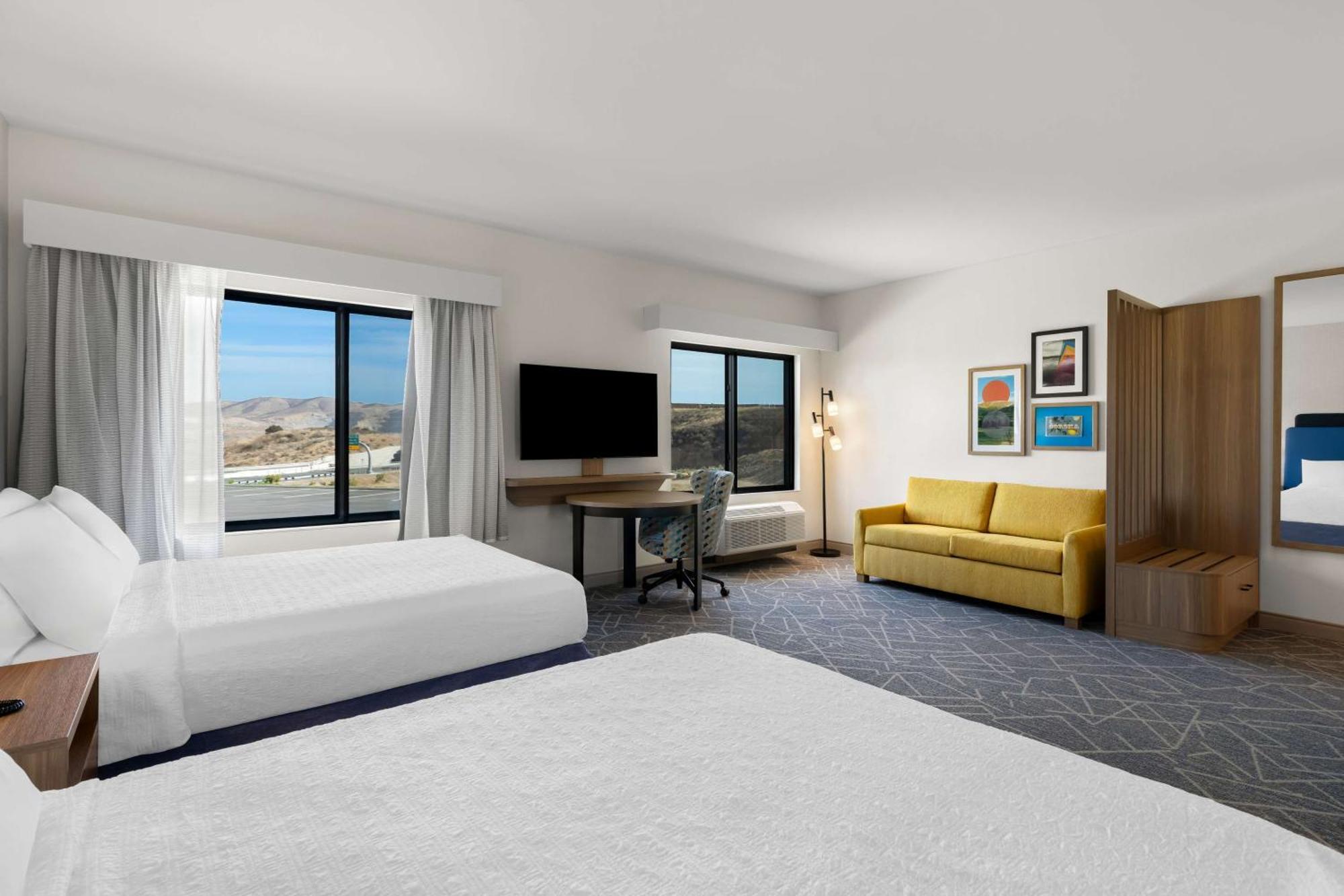Hampton Inn & Suites Corona, Ca Екстериор снимка