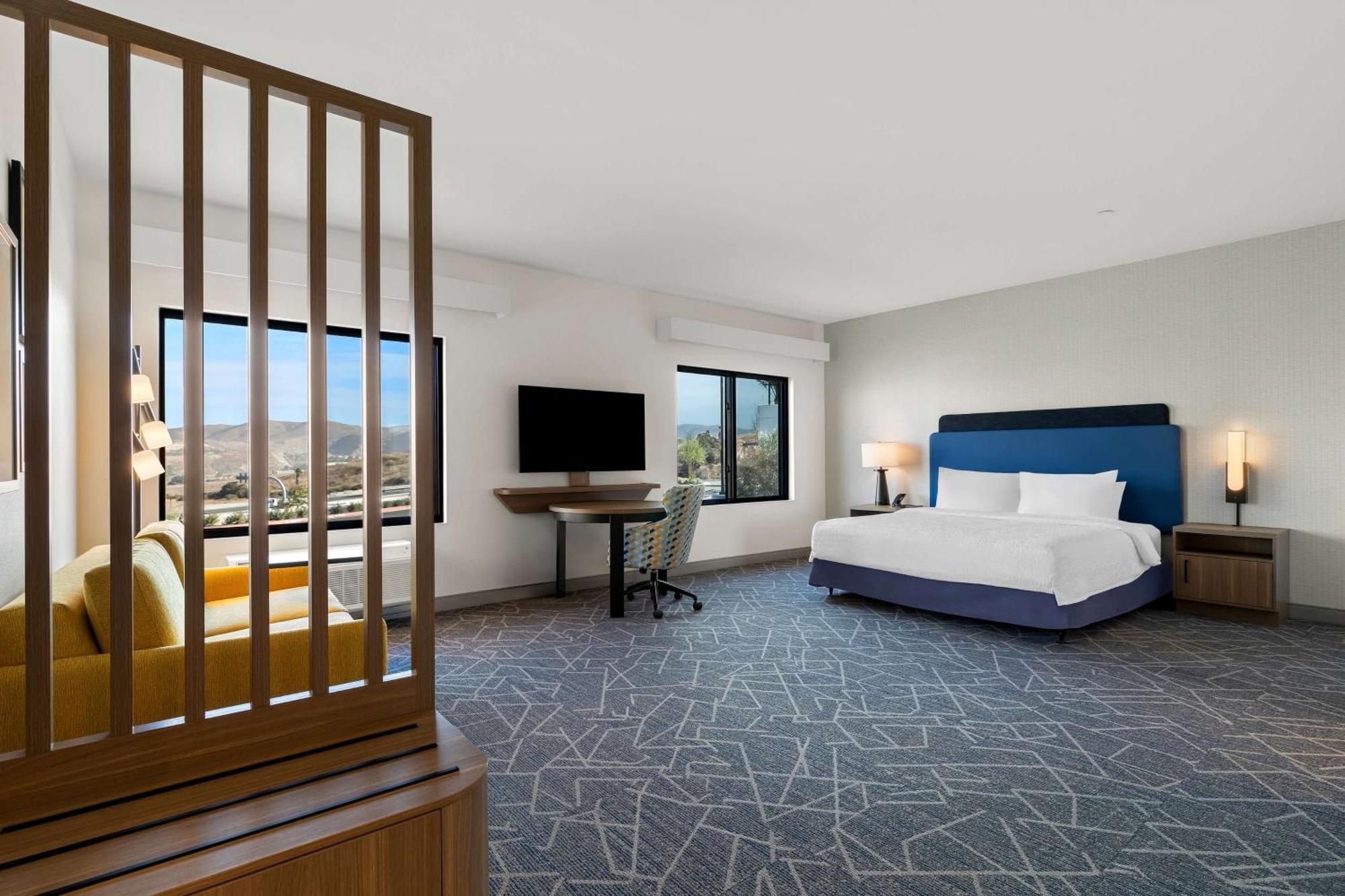 Hampton Inn & Suites Corona, Ca Екстериор снимка