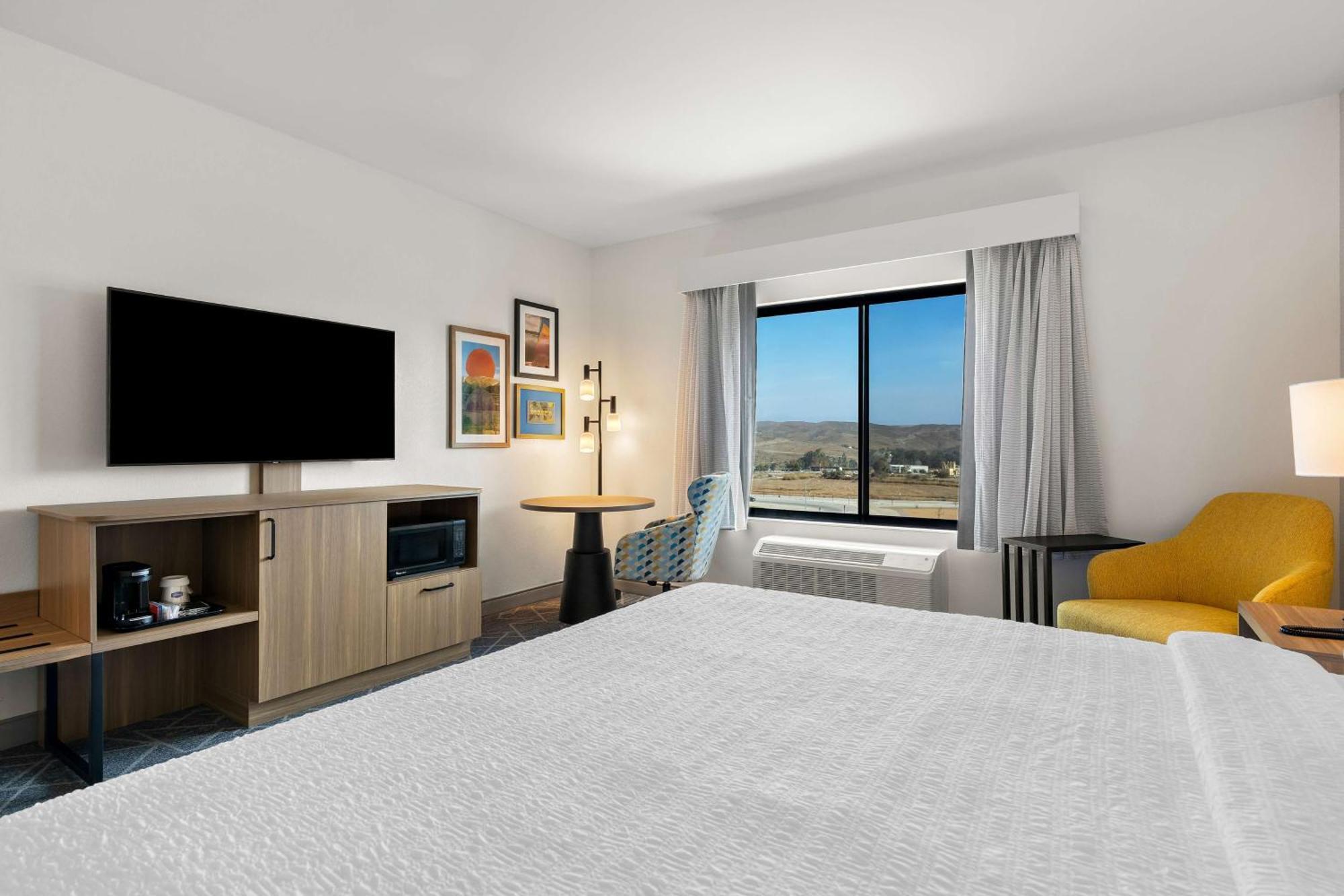 Hampton Inn & Suites Corona, Ca Екстериор снимка