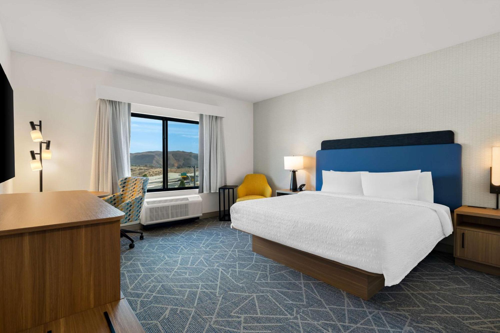 Hampton Inn & Suites Corona, Ca Екстериор снимка